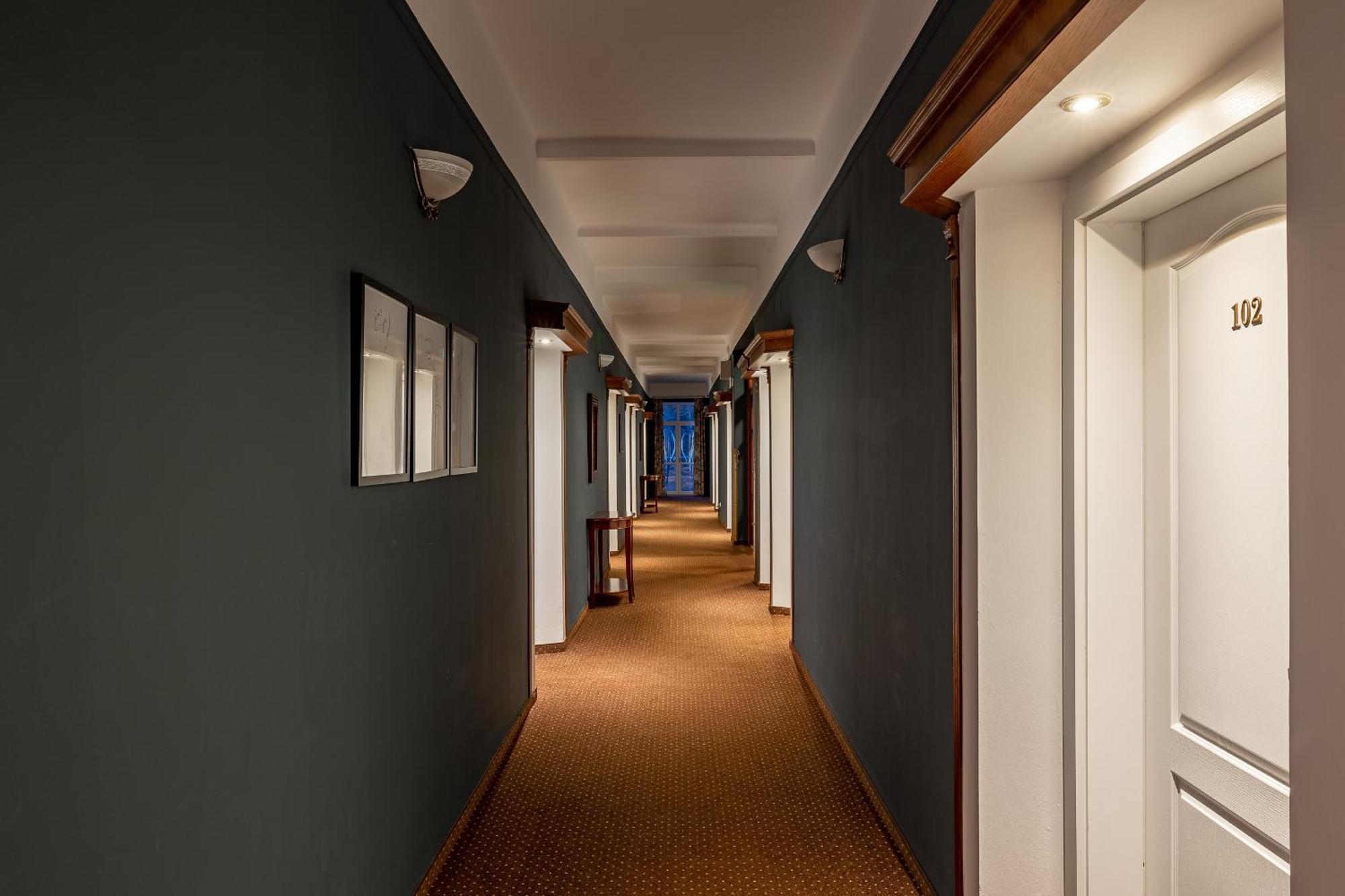 Spa & Wellness Hotel Silva 마리안스케 라즈네 외부 사진