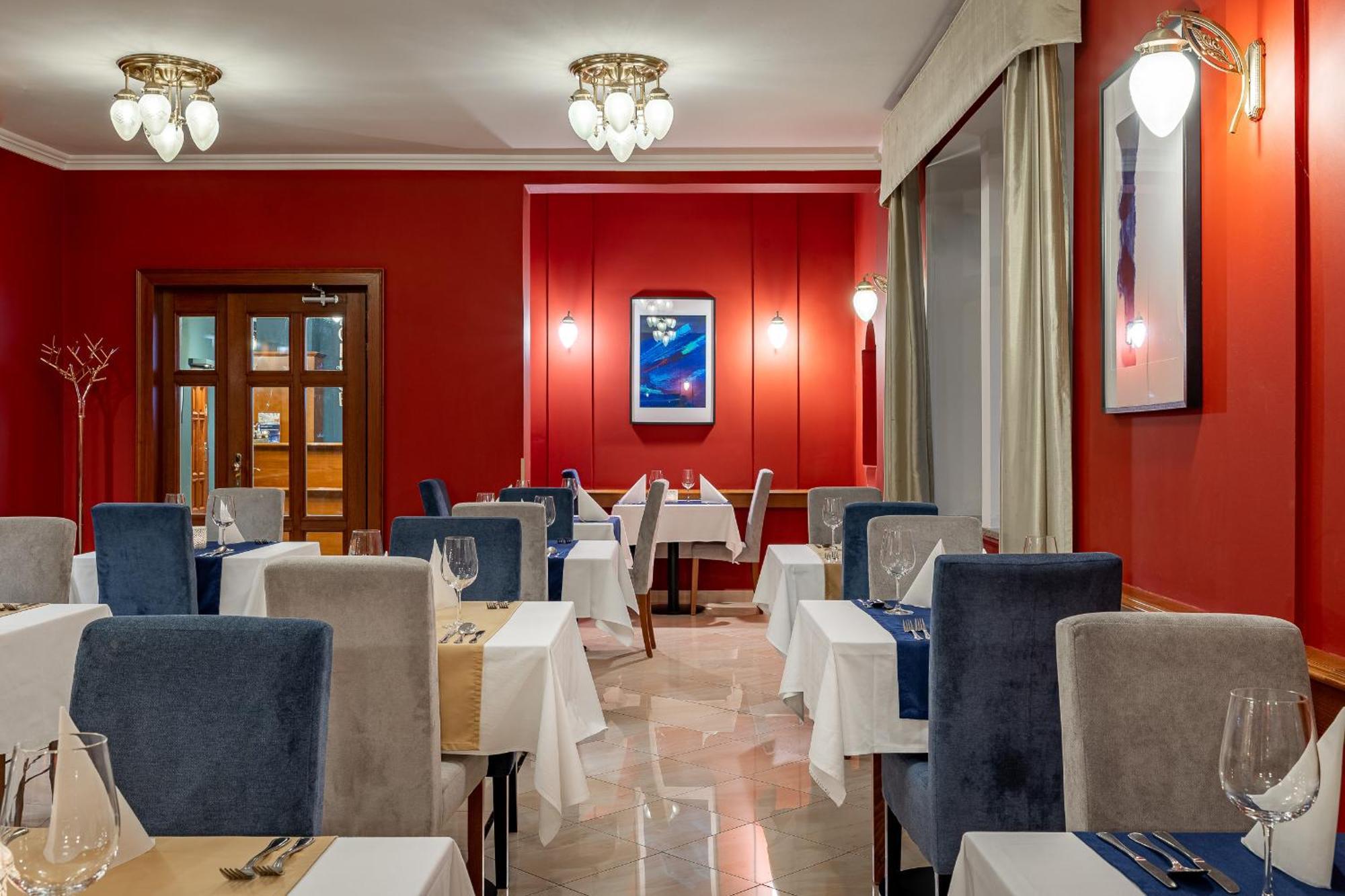 Spa & Wellness Hotel Silva 마리안스케 라즈네 외부 사진